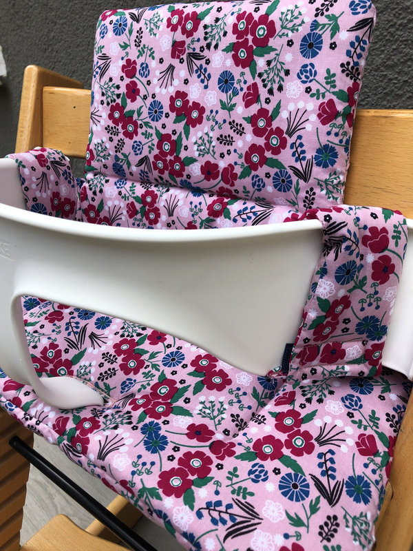 Tripp Trapp Sitzkissen Bezug Babyset TrippTrapp von Stokke Blumen rosa