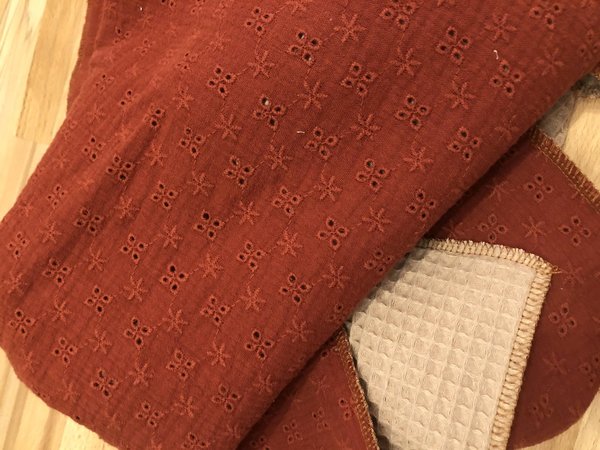 Musselin Decke Überwurf Tuch gekettlet embroidery Rot