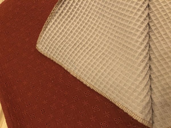 Musselin Decke Überwurf Tuch gekettlet embroidery Rot